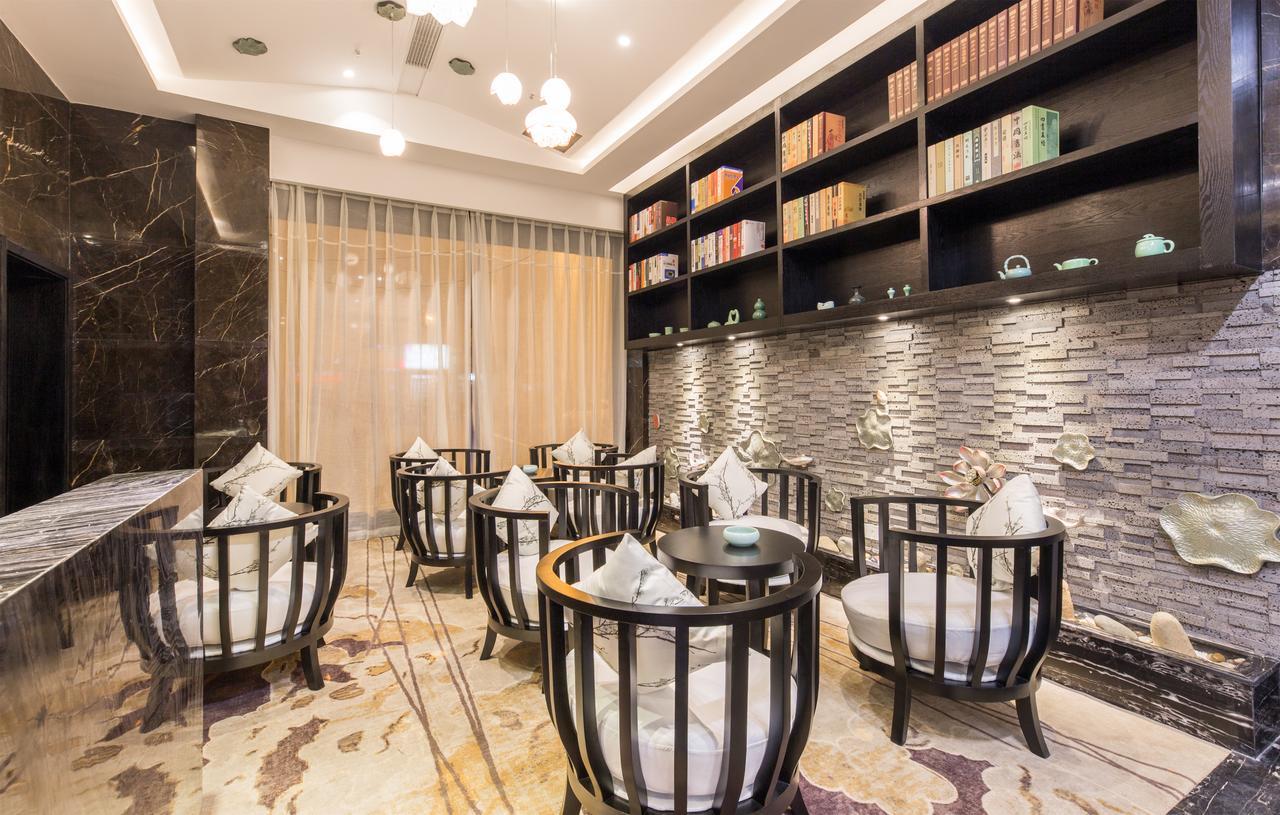 Yiwu Quan Ji Hotel Иу Екстериор снимка