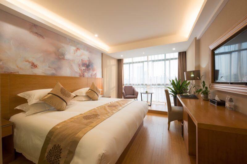 Yiwu Quan Ji Hotel Иу Екстериор снимка